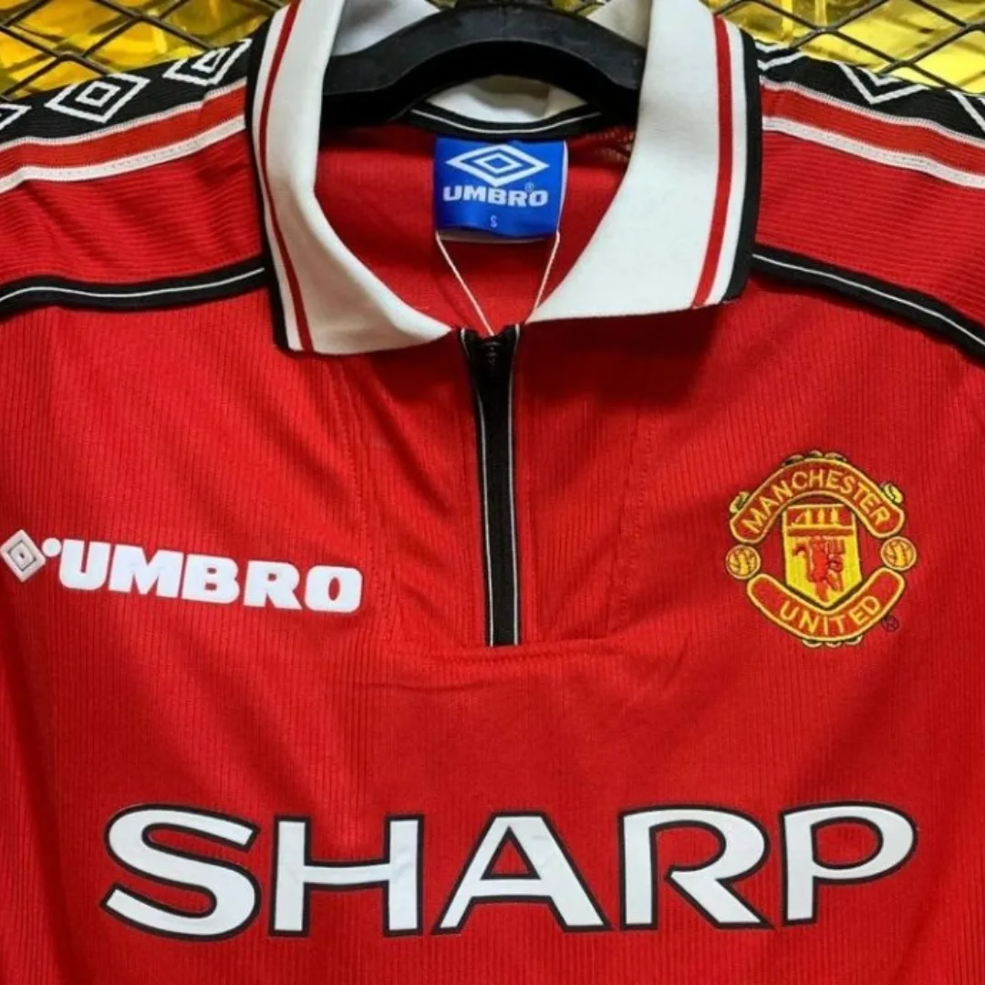 Manchester United 1998/99 Home Kit Full Sleeve - Retro Jersey - Image 4