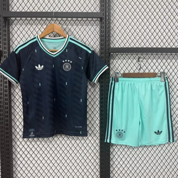 Germany away kids